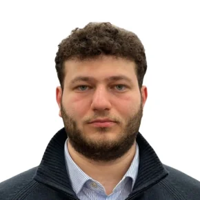 Роман Арутюнян